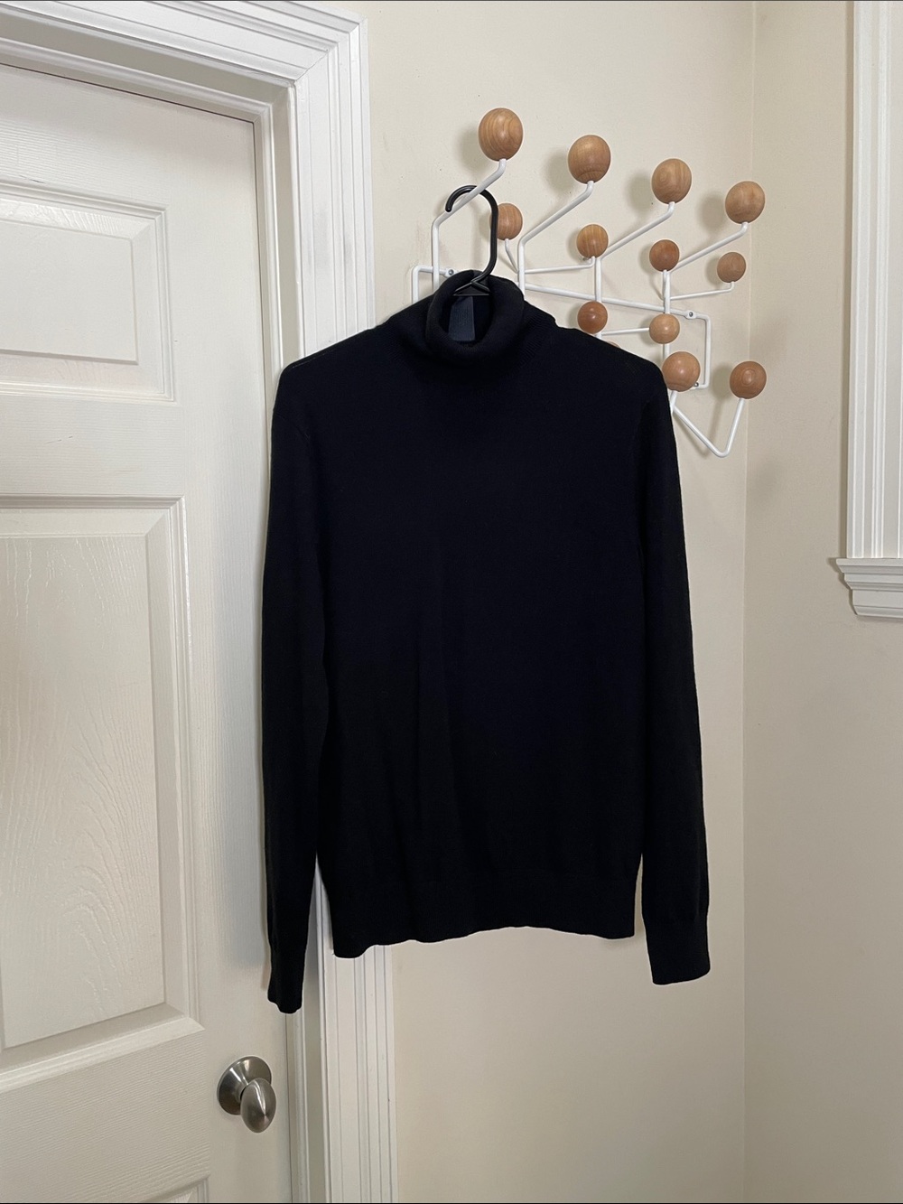 Club Monaco Wool Turtleneck Sweater Black S